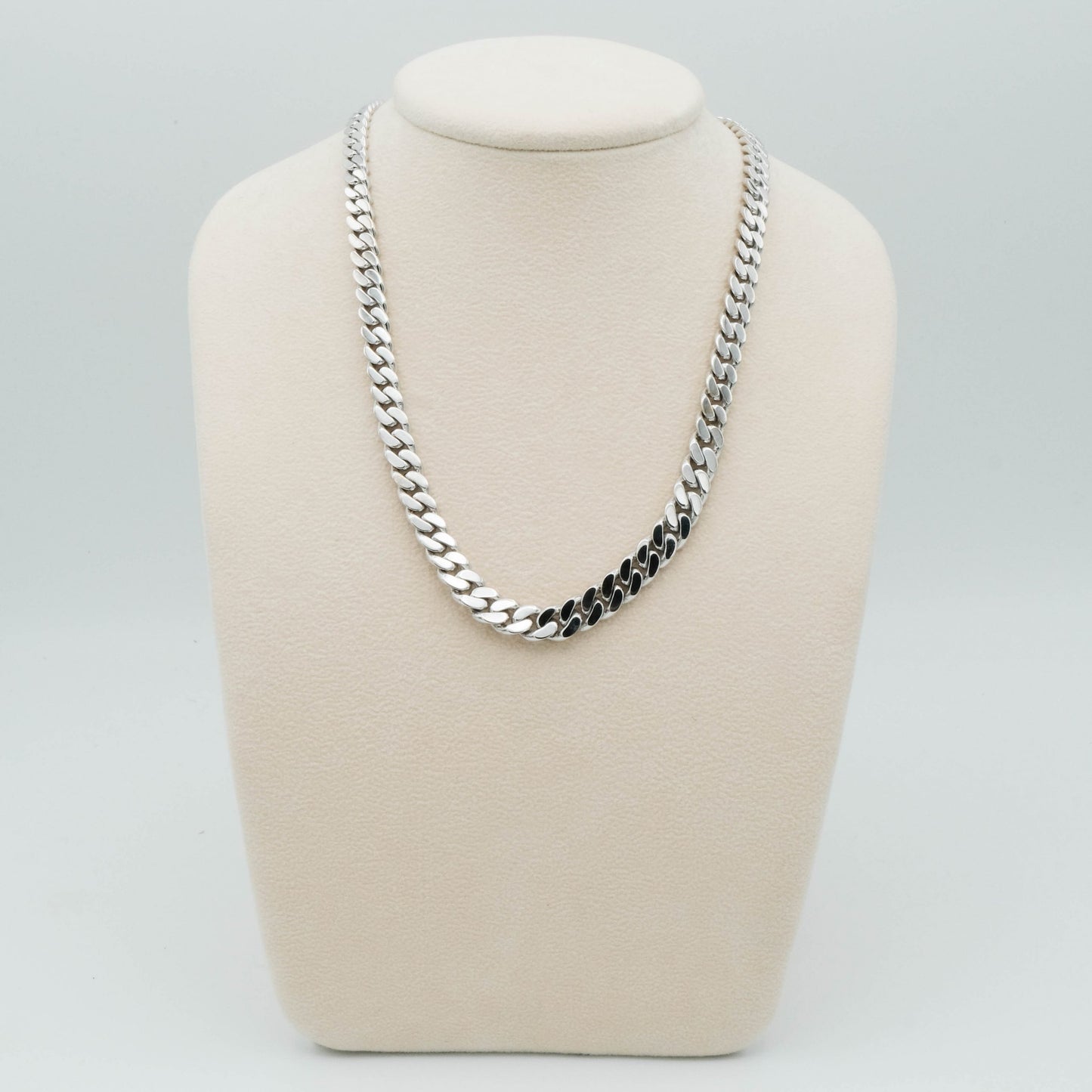 Collana grumette in oro bianco 18 kt e brillanti