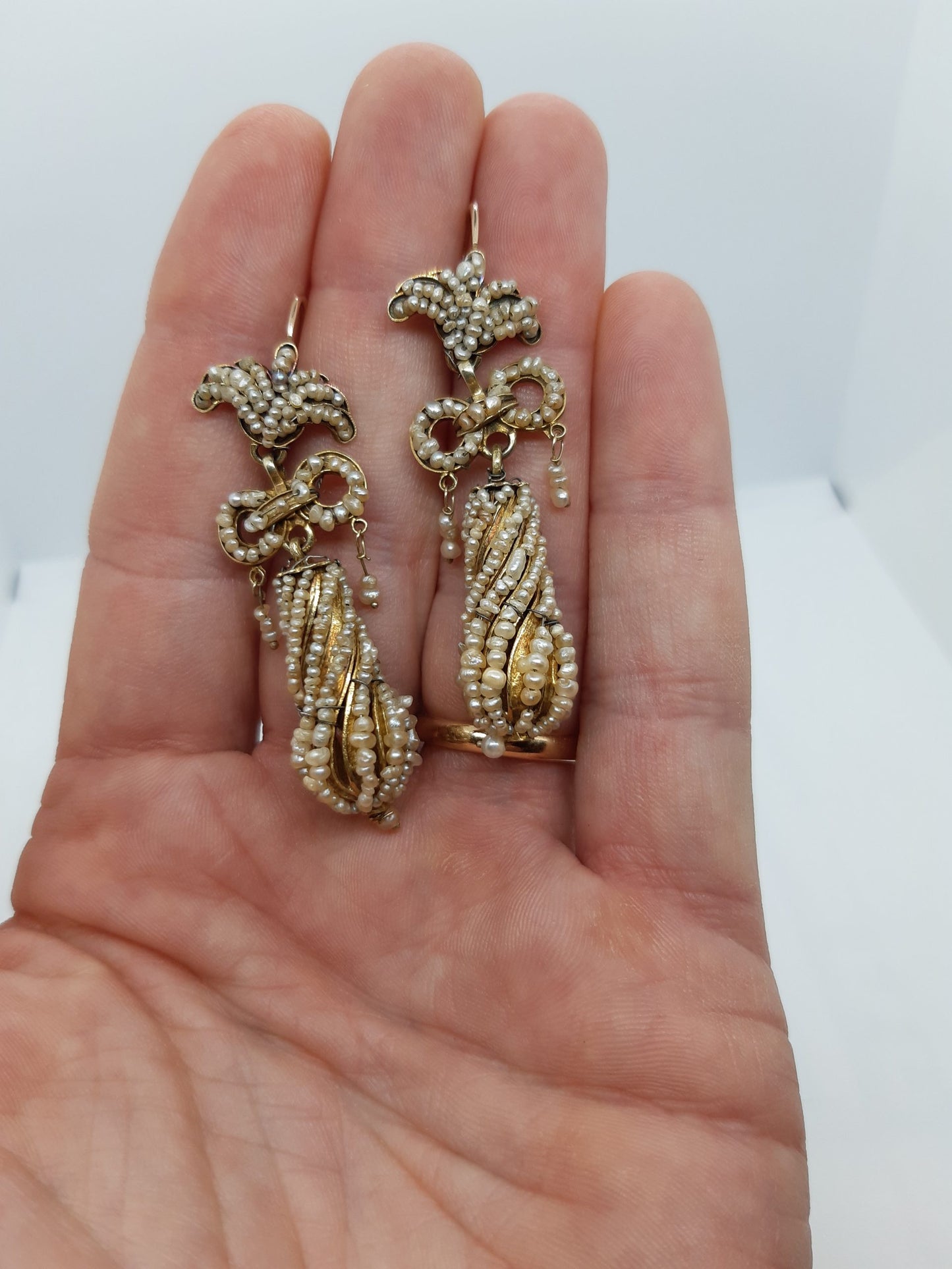 Orecchini Pendenti con Microperline