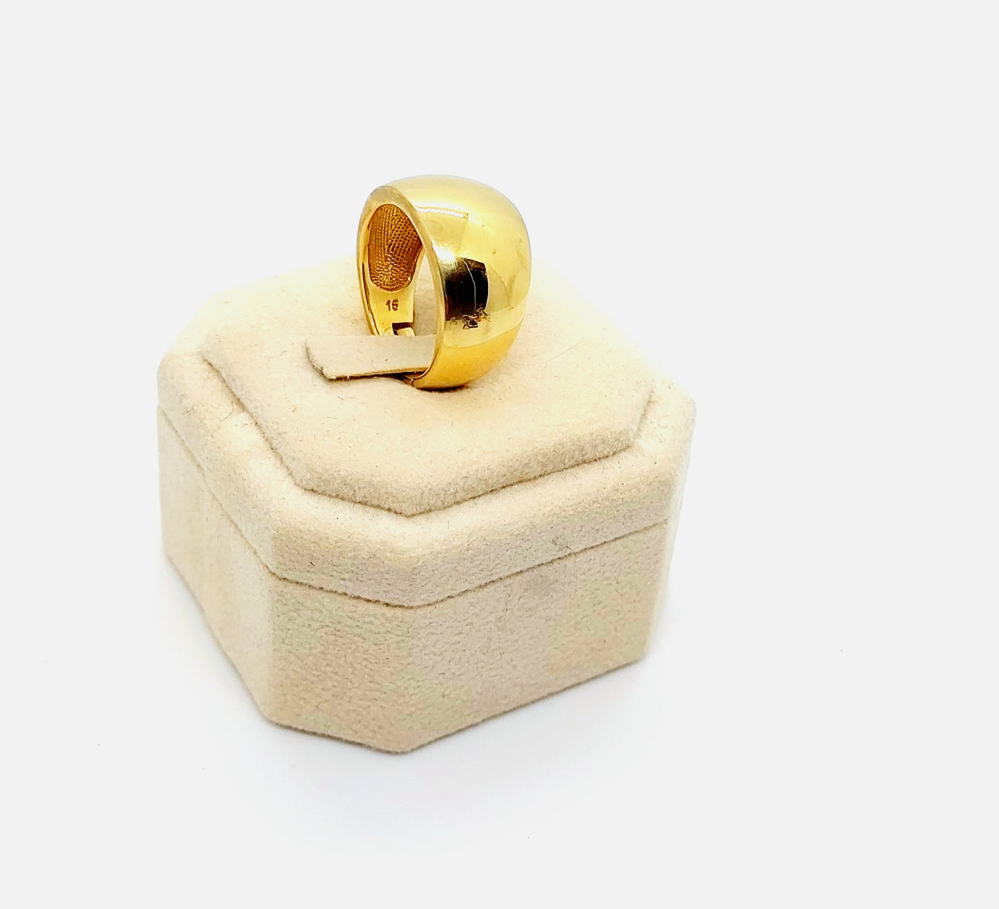 Anello fascia in argento dorato liscio bombato