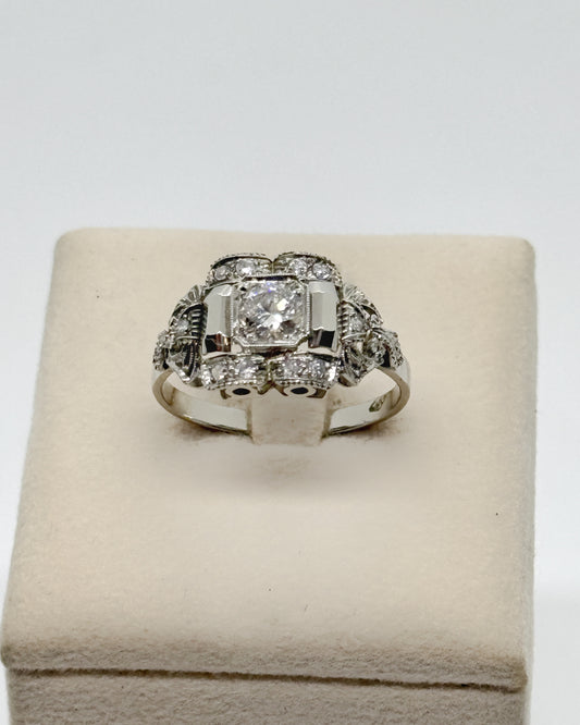 Anello art decó in platino 1930 circa con brillante 0,50 ct centrale e brillanti laterali 0,40 ct