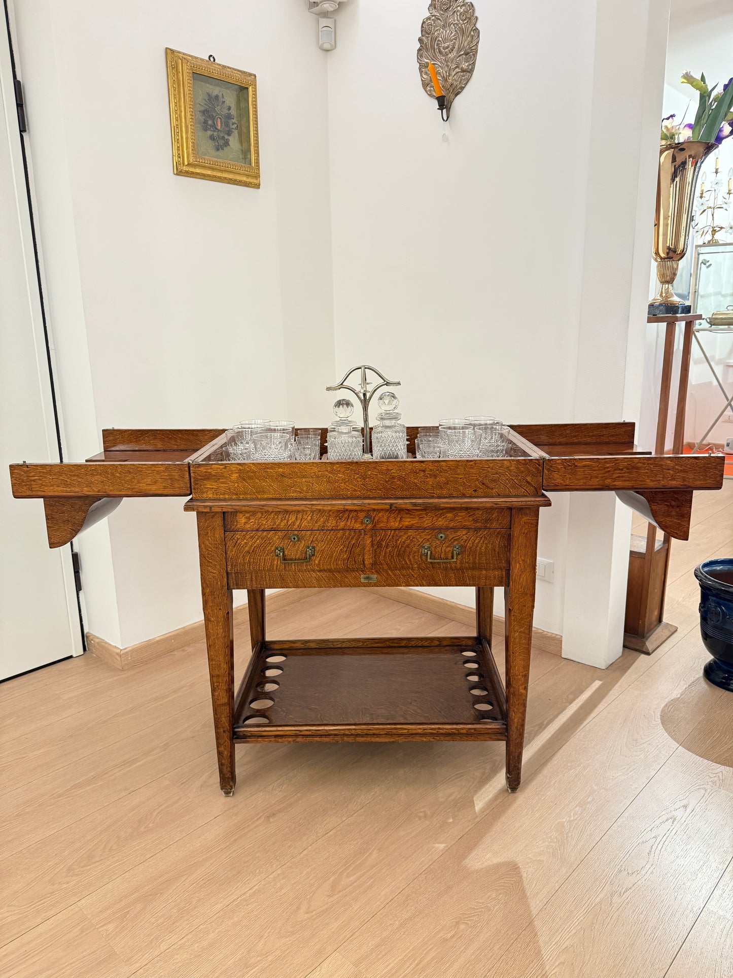 Mobile bar vintage firmato Asprey London – Eleganza inglese e lusso senza tempo