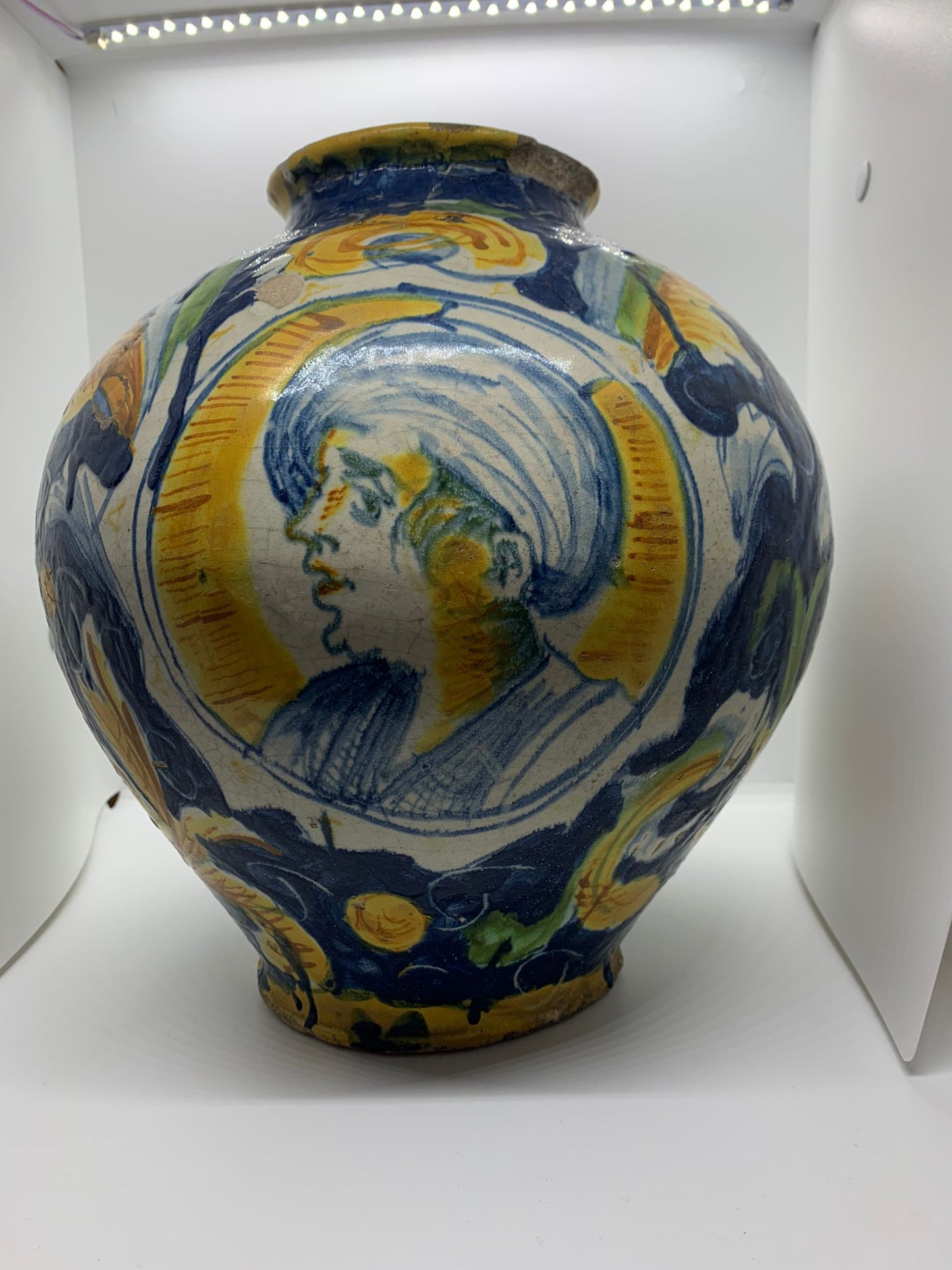 Boccia Maiolica Calabria XVII secolo