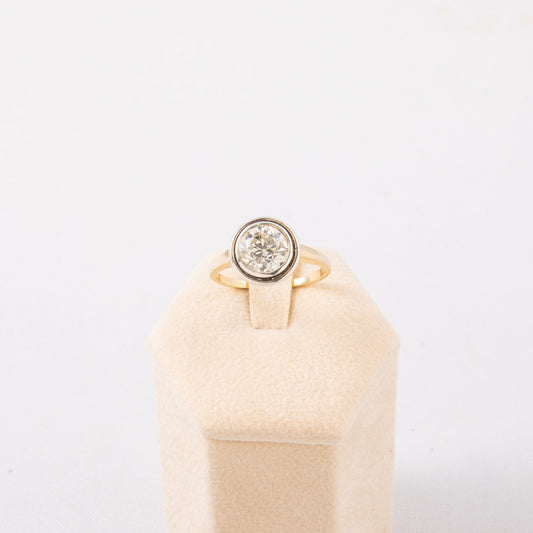 Anello solitario antico ct 1,90